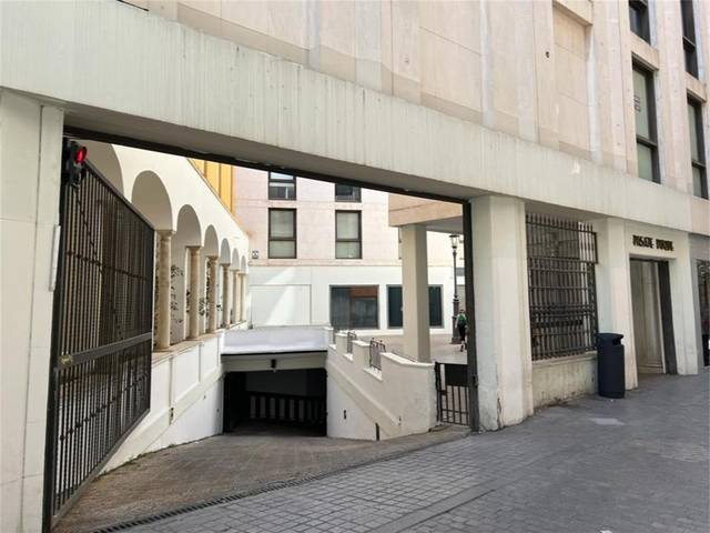 Garaje en Venta en Calle San Eloy, 7 en Alfalfa - Santa Cruz