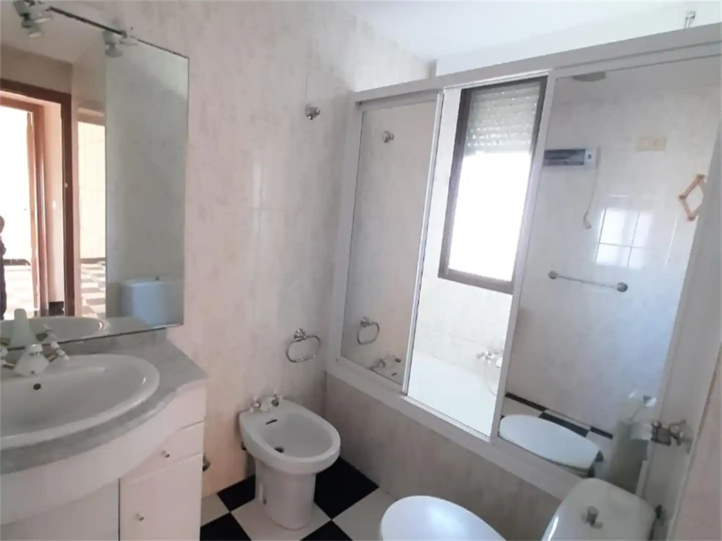 Piso en venta en JV-6301, 47, Puente de Génave Baño de Piso en venta en Puente de Génave con Aire acondicionado, Terraza y Trastero