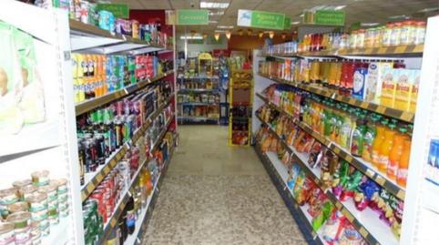 Planta baja for sale in Calle Decano Pedro Navarrete, 1, La Carihuela - Los Nidos, Málaga - image 3 Photo 3 of Planta baja for sale in Calle Decano Pedro Navarrete, 1, La Carihuela - Los Nidos, Málaga