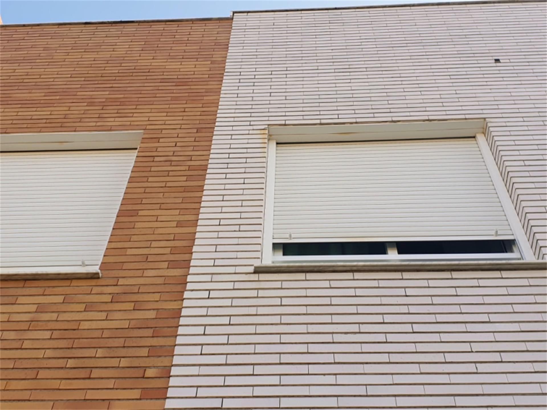 Exterior view of Single-family semi-detached for sale in Almazora / Almassora  with Air Conditioner, Terrace and Swimming Pool