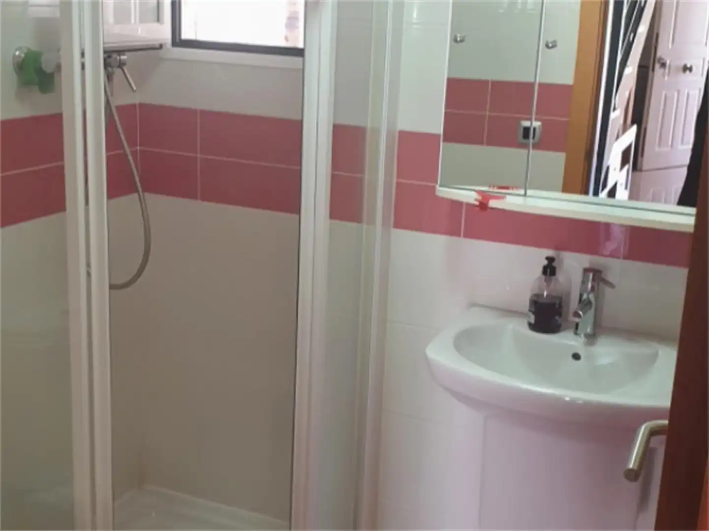 Wohnung zum Verkauf in Partida Partidor-medio, Playa - Ben Afeli Badezimmer von Wohnung zum Verkauf in Almazora / Almassora mit Klimaanlage, Heizung und Privatgarten
