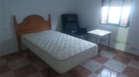 Foto 3 de Casa adosada en venta en Calle de Antonio Machado, 23, Posadas, Córdoba