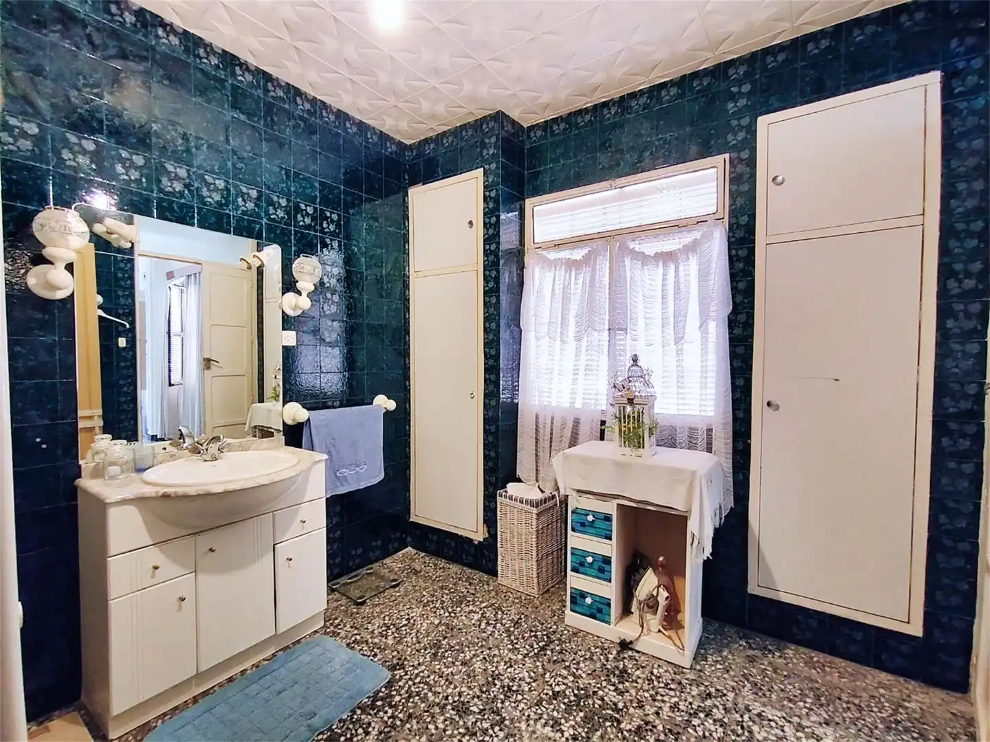 Ground floor for sale in Calle Pozo Nuevo, 17, Campanario Bathroom of Ground floor for sale in Campanario with Air Conditioner, Private garden and Terrace