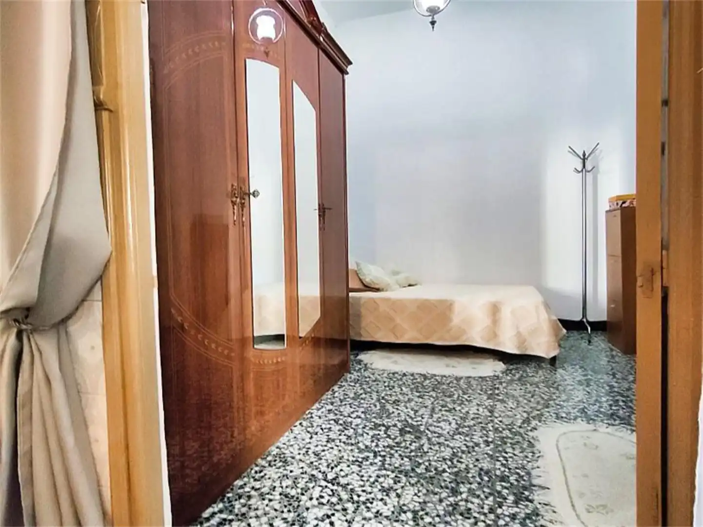 Ground floor for sale in Calle Pozo Nuevo, 17, Campanario Bedroom of Ground floor for sale in Campanario with Air Conditioner, Private garden and Terrace