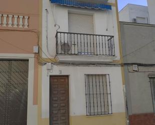 Exterior view of Duplex for sale in Villanueva de la Serena  with Air Conditioner, Terrace and Balcony