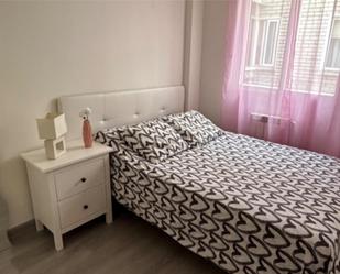 Bedroom of Flat to share in Mejorada del Campo  with Air Conditioner, Terrace and Swimming Pool