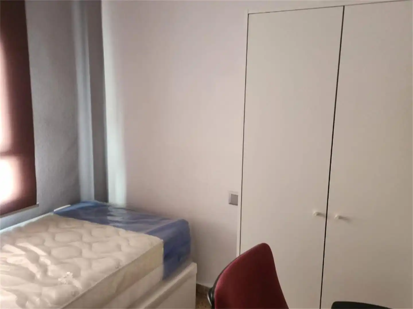 Zimmer in Carrer del Poeta Mas y Ros, 7, L'Amistat Zimmer in Carrer del Poeta Mas y Ros, 7, L'Amistat