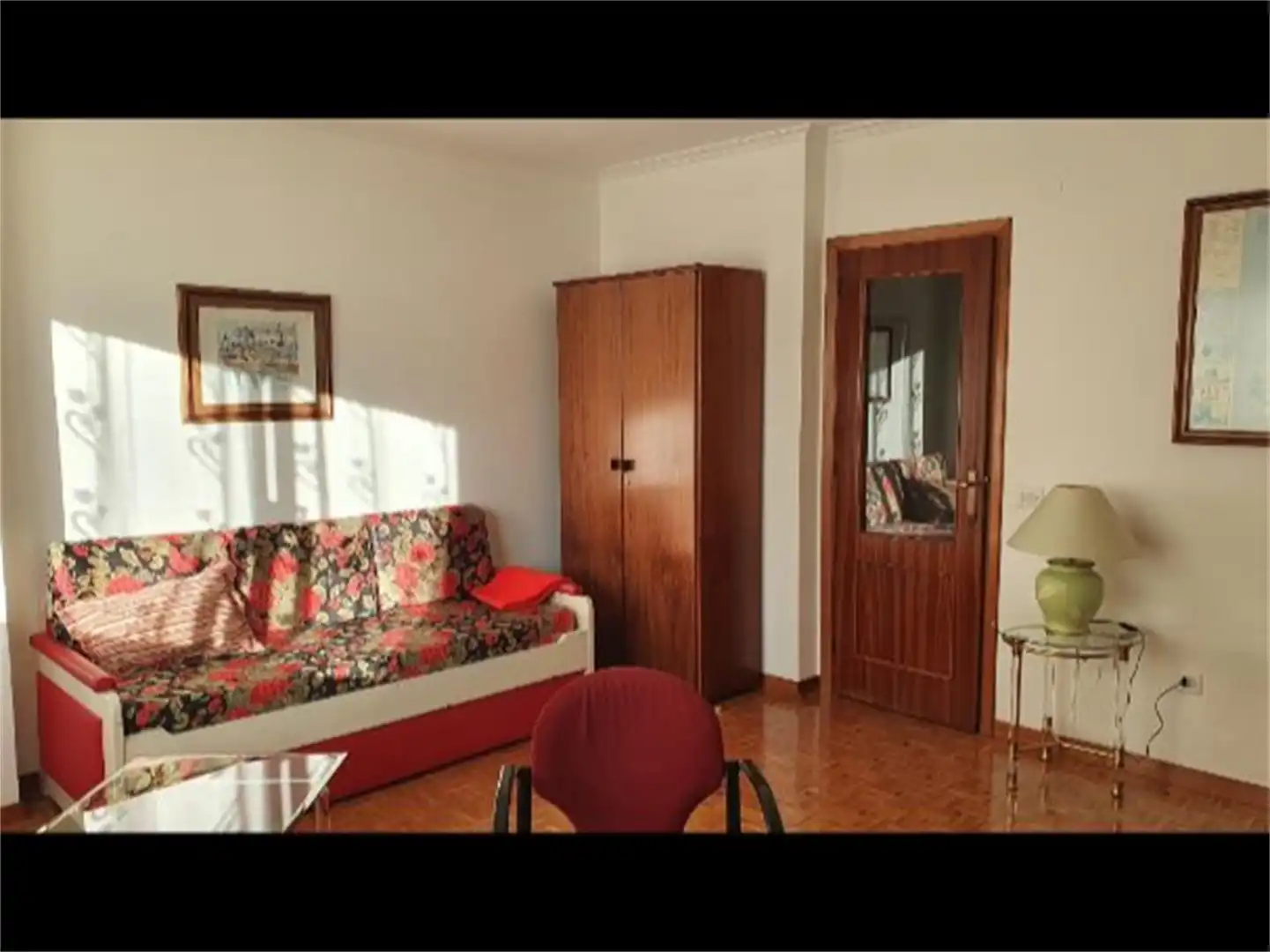 Flat for rent in Rúa Anduriñas, 5, A Milagrosa Living room of Flat for rent in Lugo with Heating, Parquet flooring and Furnished