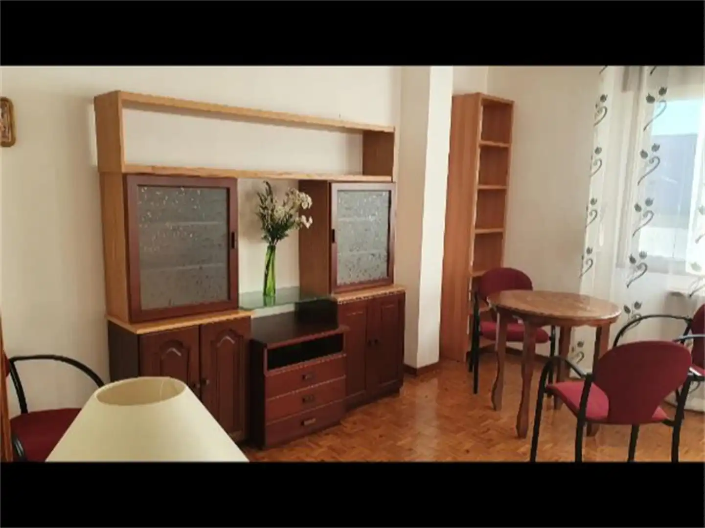 Flat for rent in Rúa Anduriñas, 5, A Milagrosa Living room of Flat for rent in Lugo with Heating, Parquet flooring and Furnished