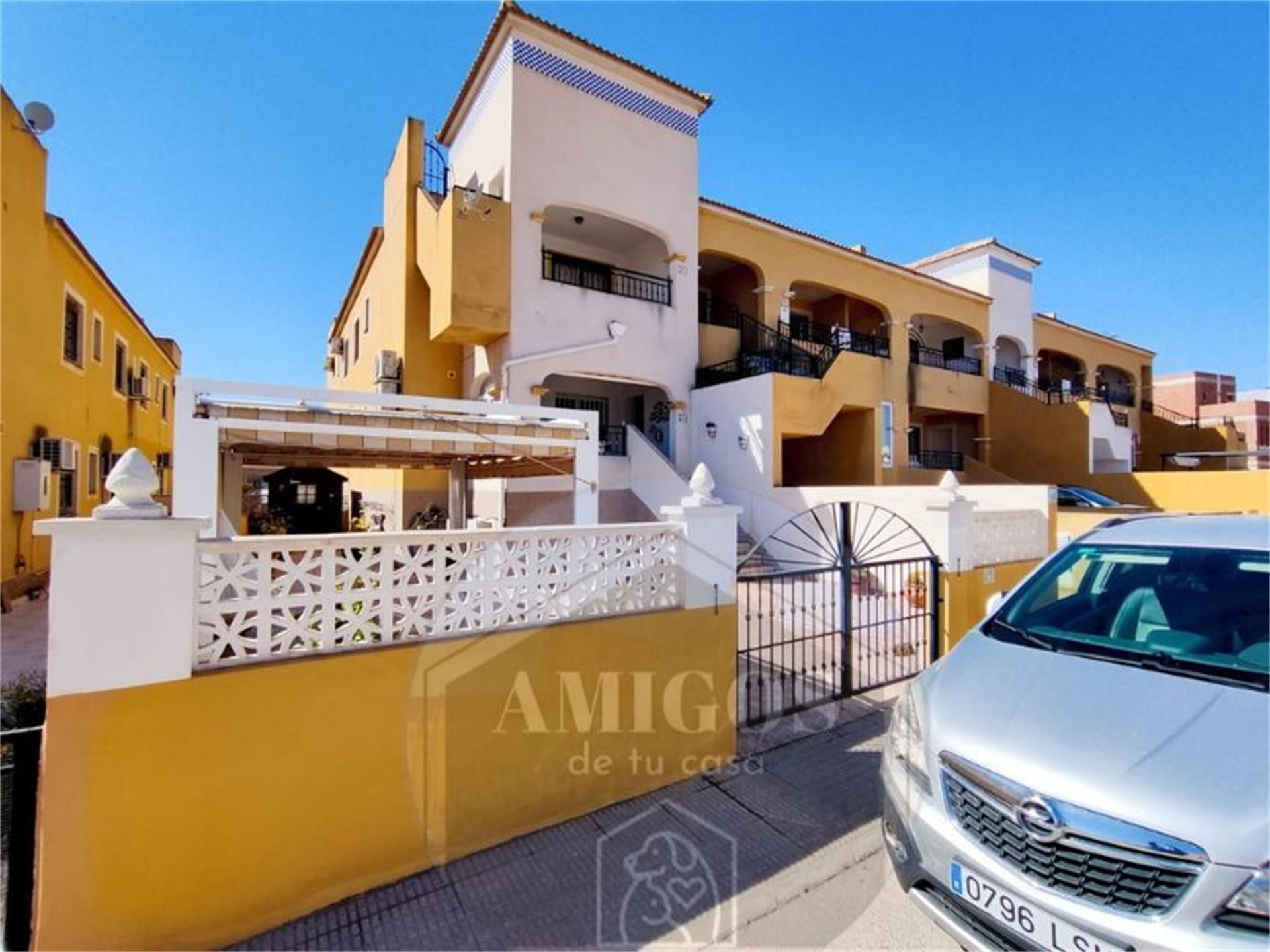 Exterior view of Single-family semi-detached for sale in Los Montesinos  with Air Conditioner, Heating and Private garden