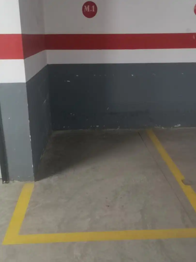 Garage for rent in Carrer de l'Enginyer José Sirera, 21, Sant Marcel.lí