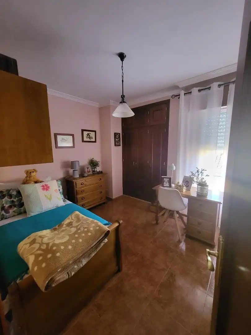 Bedroom of Detached homes for sale in Algeciras