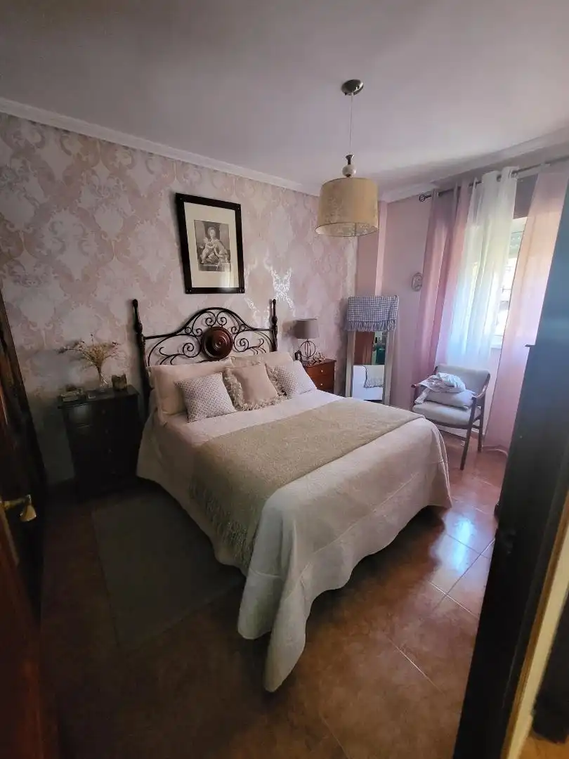 Bedroom of Detached homes for sale in Algeciras