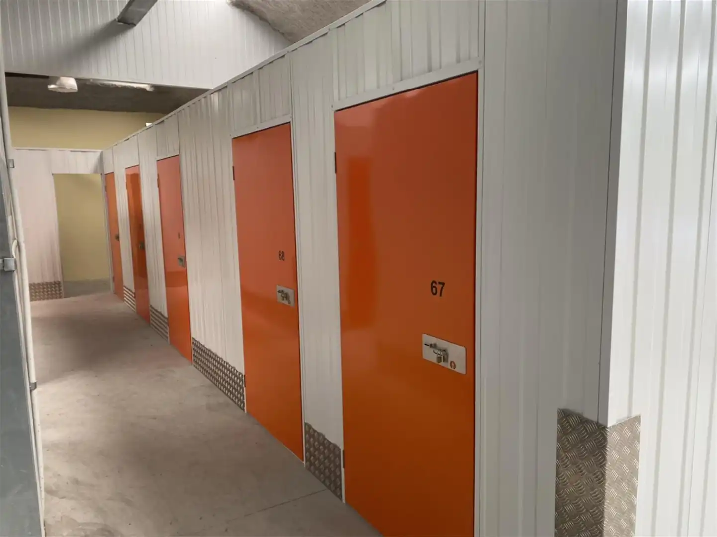 Lagerraum zur Miete in Rúa Trapero Pardo, 36, Residencia - Abella Lagerraum zur Miete in Rúa Trapero Pardo, 36, Residencia - Abella