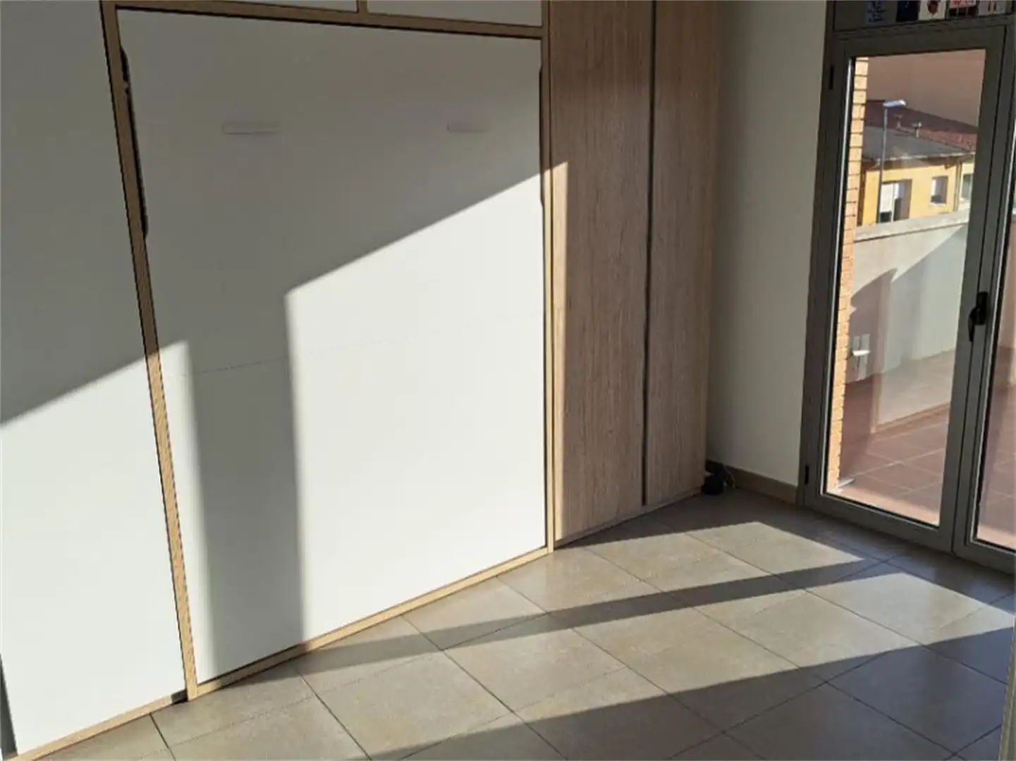 Piso en venta en Plaça Pla dels Àlbers, 20, Manlleu Piso en venta en Manlleu con Calefacción, Terraza y Parking comunitario