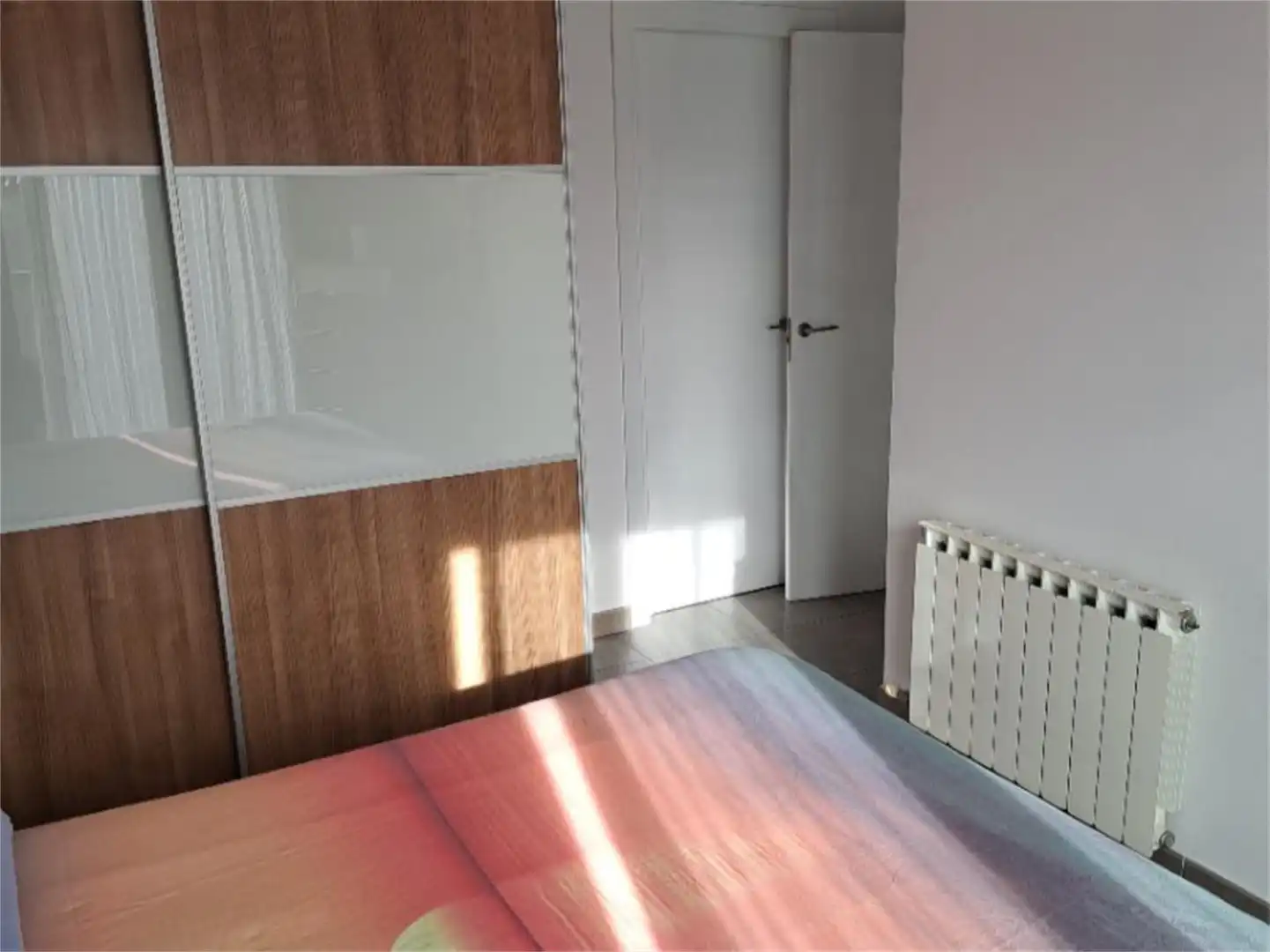 Piso en venta en Plaça Pla dels Àlbers, 20, Manlleu Habitación de Piso en venta en Manlleu con Calefacción, Terraza y Parking comunitario