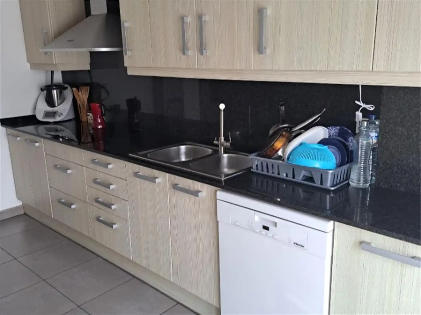 Piso en venta en Plaça Pla dels Àlbers, 20, Manlleu Cocina de Piso en venta en Manlleu con Calefacción, Terraza y Parking comunitario