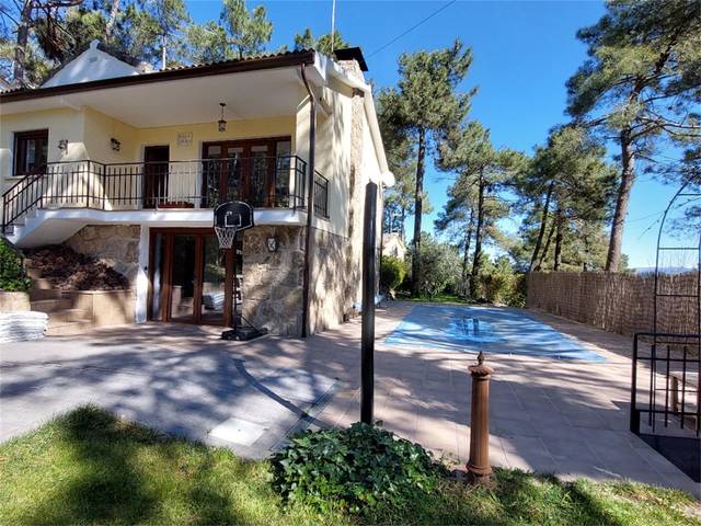 Chalet en venta en  de cadalso de los vidrios,  ca