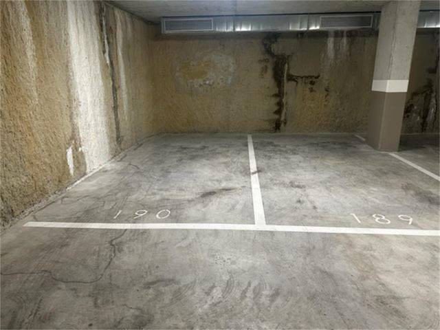 Garaje en Alquiler en Avinguda del Carrilet, 311 en Centre