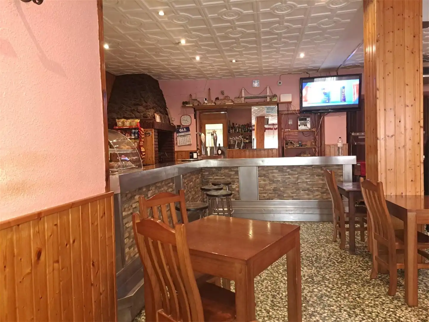 Local en venda a Carrer de la Santa Cinta, 32, Vinallop Local en venda en Tortosa amb Aire condicionat, Calefacció i Moblat