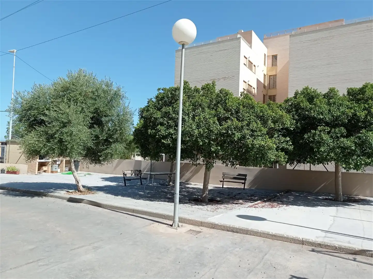 Pis en venda a Carrer del 9 D'Octubre, 93, Les Boqueres - Santa Quiteria Vista exterior de Pis en venda en Almazora / Almassora amb Aire condicionat, Calefacció i Jardí privat