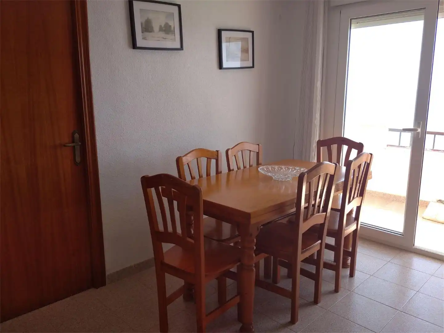 Apartament de lloguer a Edif.playa, 1, Mil Palmeras Menjador de Apartament de lloguer en Pilar de la Horadada amb Jardí privat, Terrassa i Moblat