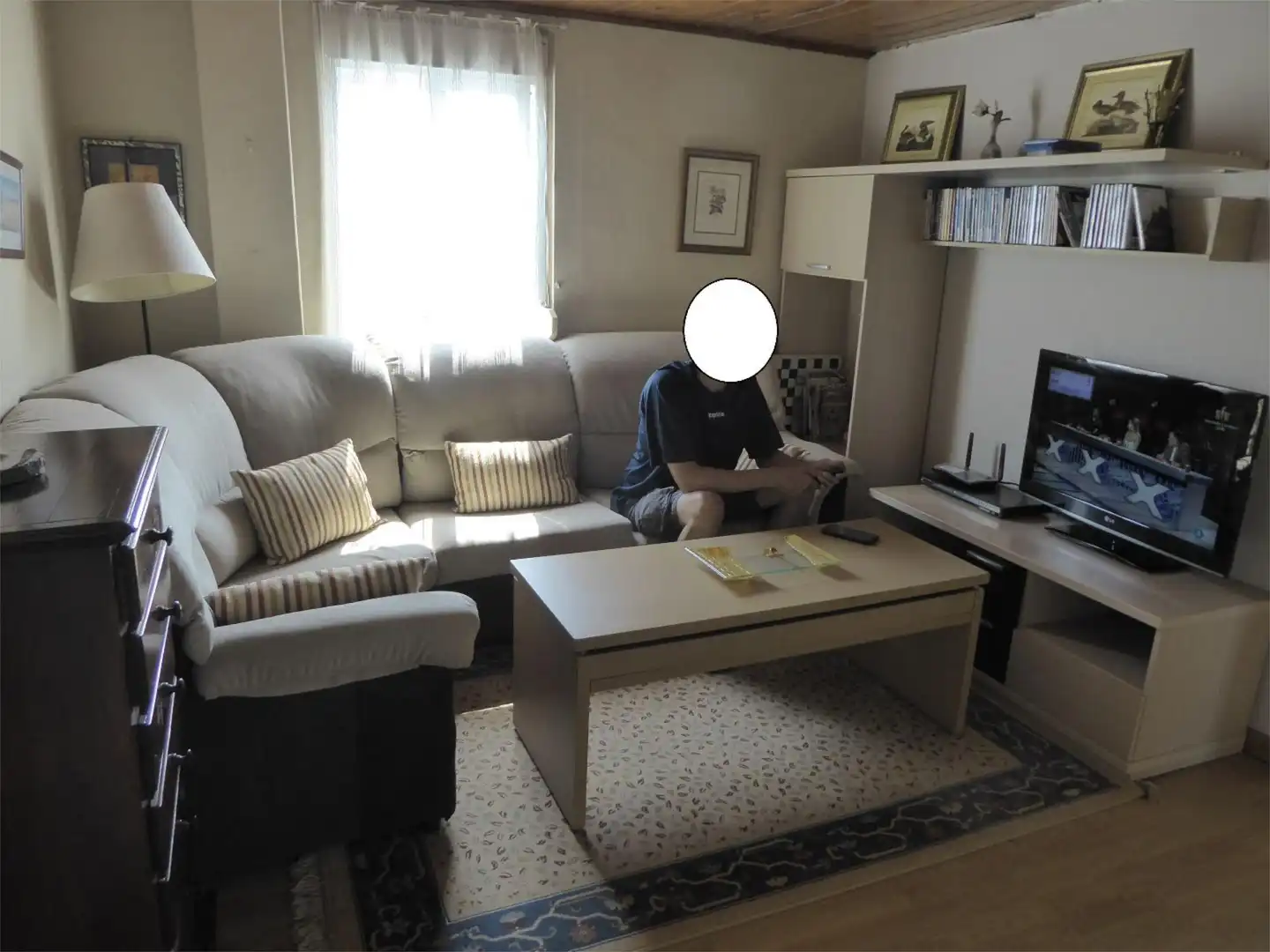 Piso de alquiler en Rúa Xaviña, 35, Malpica de Bergantiños Sala de estar de Piso de alquiler en Malpica de Bergantiños con Jardín privado y Amueblado