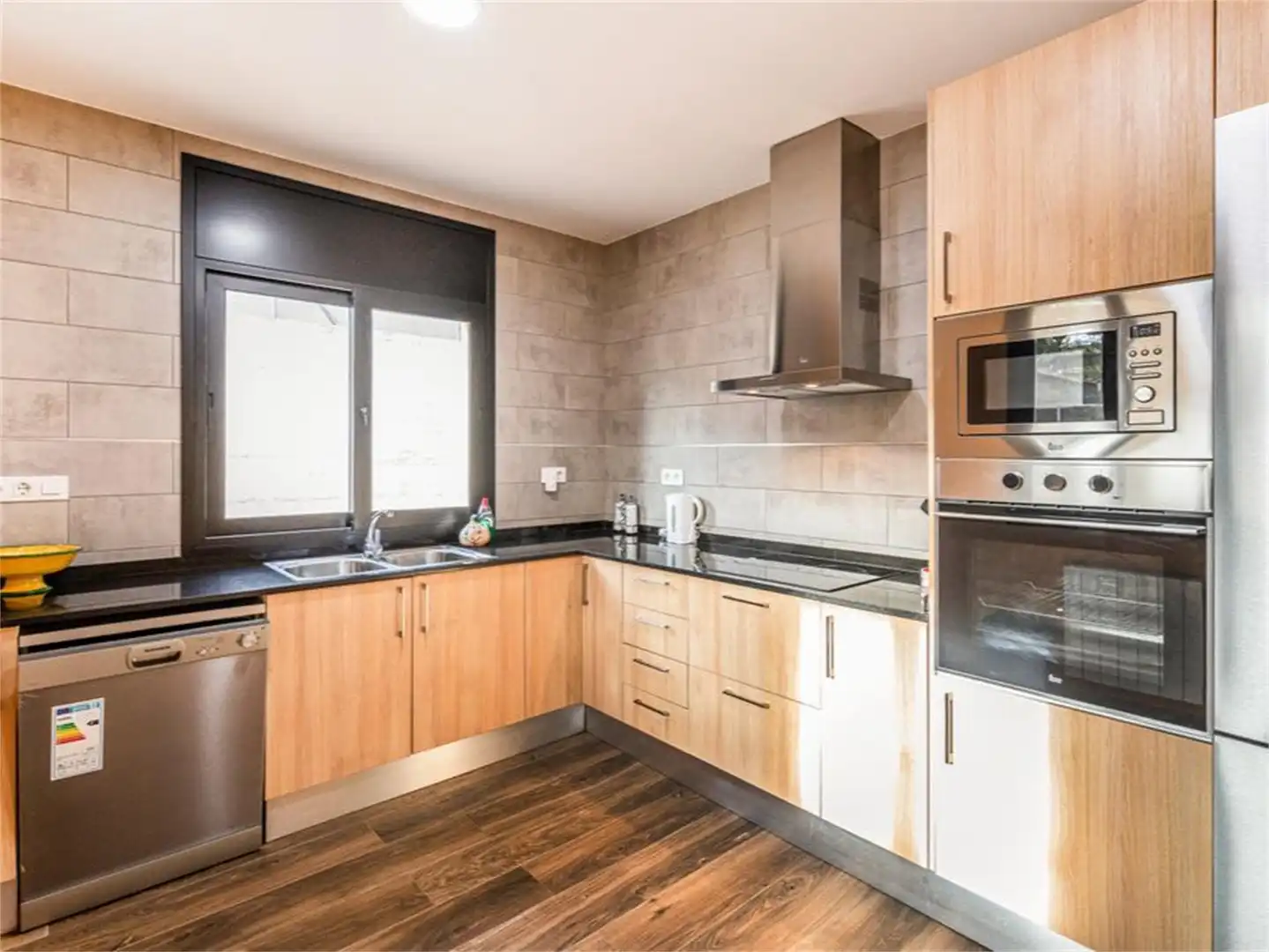 Casa o xalet en venda a Carrer de Sant Esteve, 251, Montbarbat Cuina de Casa o xalet en venda en Maçanet de la Selva amb Aire condicionat, Terrassa i Piscina