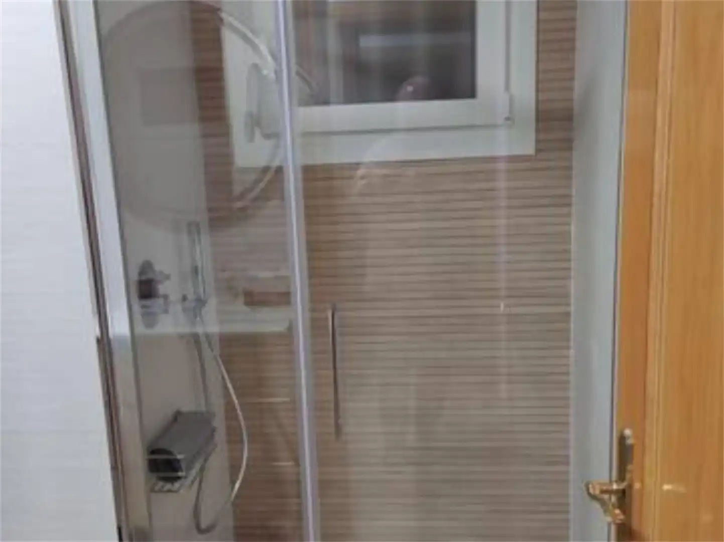 Apartments for rent in Avenida Antonio Machado, 47, Puerto Marina Bathroom of Apartments for rent in Benalmádena with Air Conditioner, Swimming Pool and Furnished