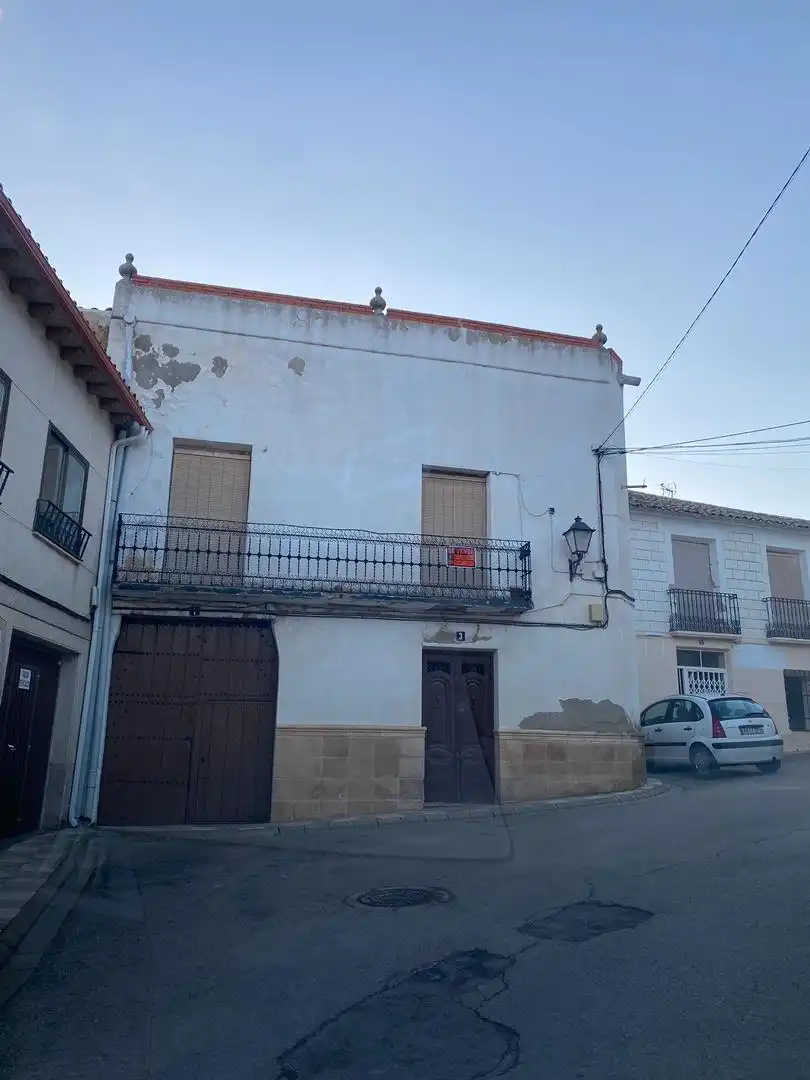 Flat for sale in Calle Benjamín Palencia, Lezuza Exterior view of Flat for sale in Lezuza with Storage room and Balcony