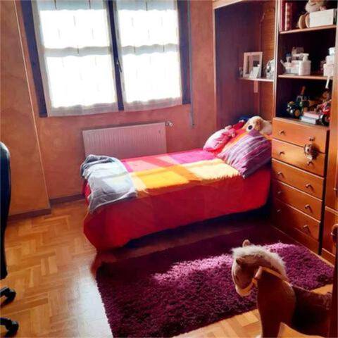 Piso en venta en hipercor de cortegada, pisos cort
