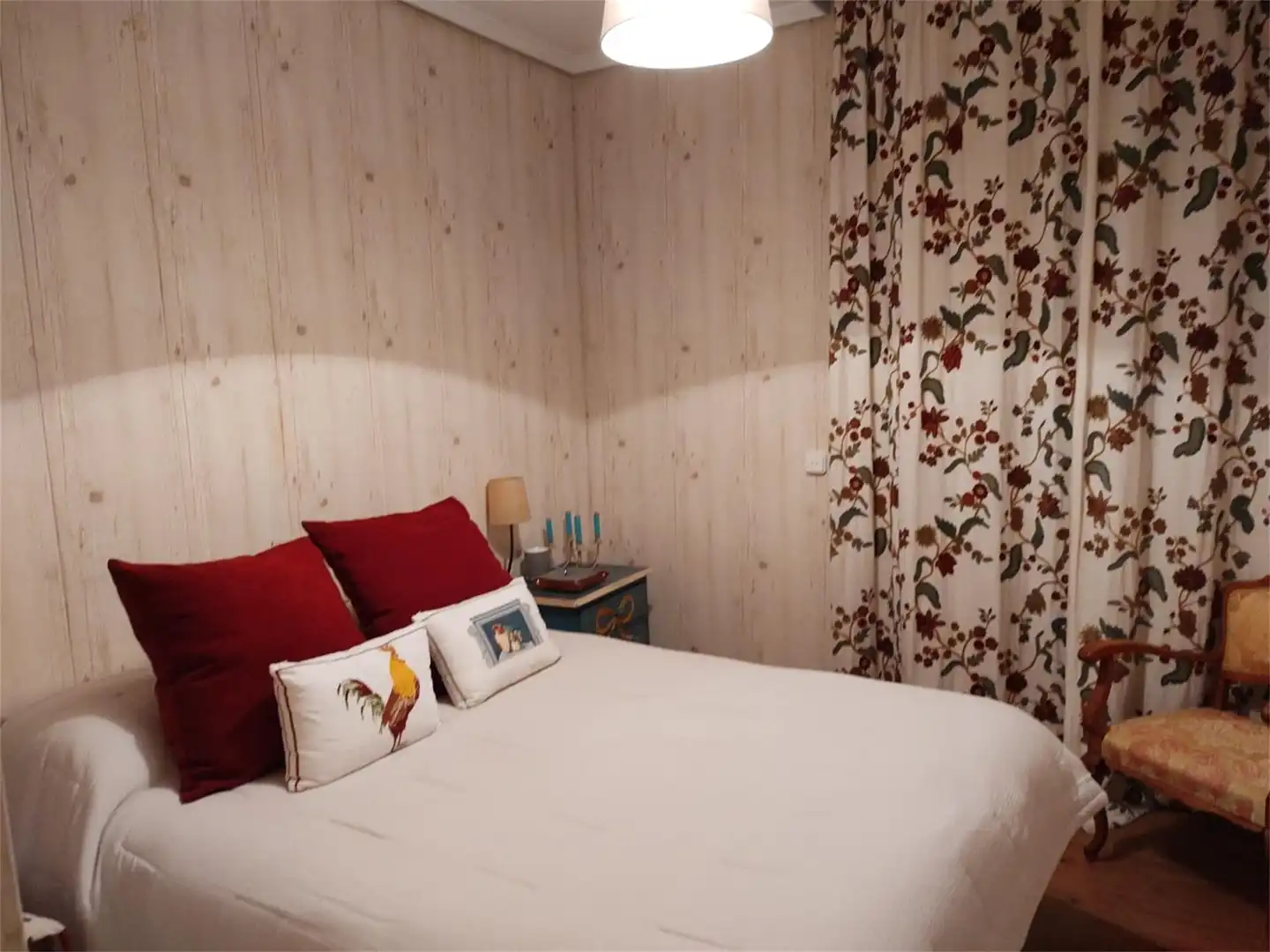 Bedroom of Houses for sale in Burgos Capital  with Balcony