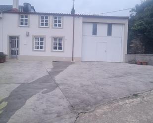 Exterior view of Single-family semi-detached for sale in Santa Comba  with Storage room, Furnished and Washing machine