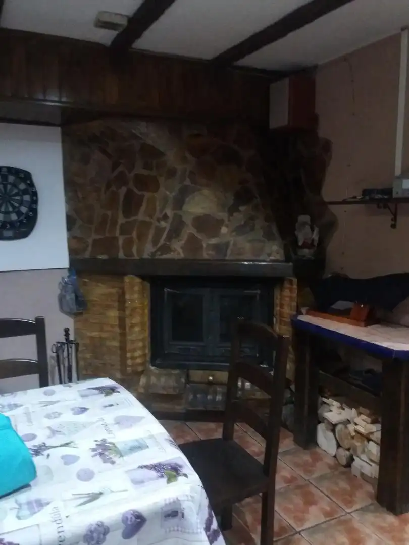 Casa adosada en venta en Calle Fermín Gurbindo, 38, Lardero Casa adosada en venta en Lardero con Aire acondicionado, Terraza y Piscina