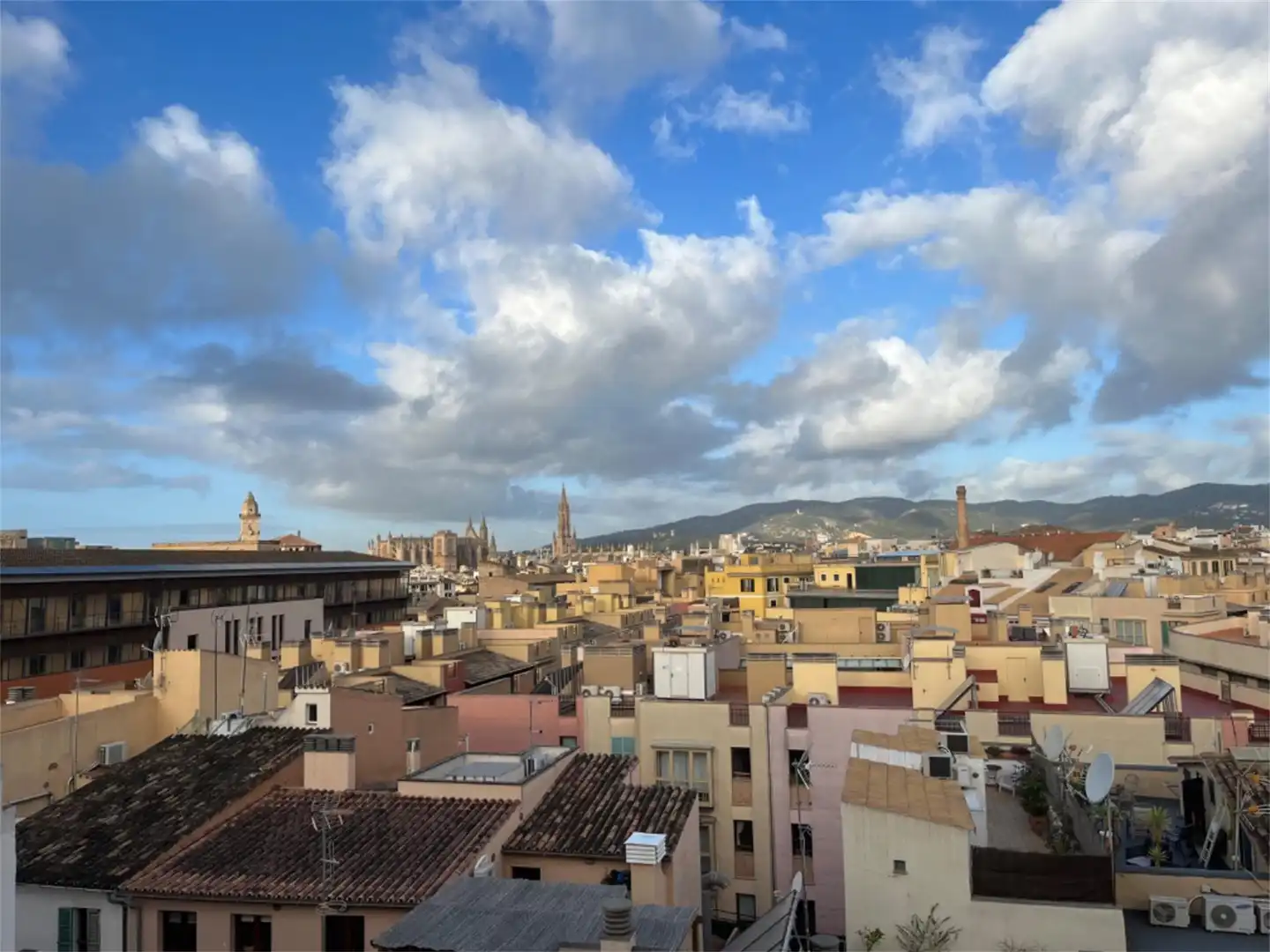 Vista exterior de Oficina en venda en  Palma de Mallorca