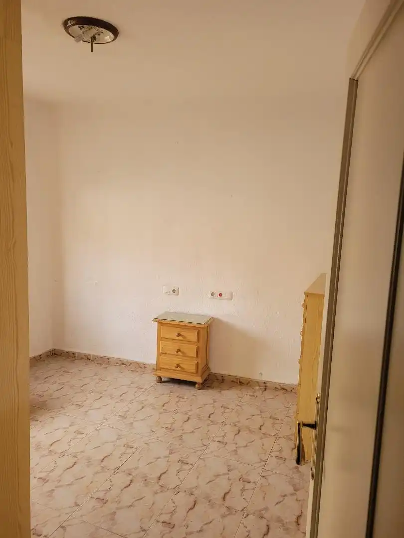 Casa o chalet en venta en Calle Granada, 36, Avda. De los Ogíjares Habitación de Casa o chalet en venta en Armilla con Aire acondicionado, Jardín privado y Terraza