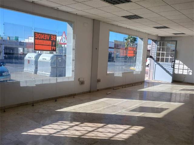 Local comercial en Venta en Calle Pablo Coso Calero Maestro Nacional, 86 en Avenida Juan Diego
