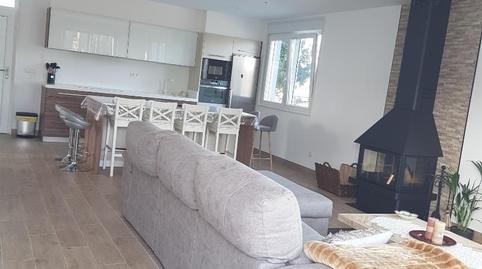 Casa adosada de lloguer a Lugar Añobres, 35, Muxía, A Coruña - imatge 4 Foto 4 de Casa adosada de lloguer a Lugar Añobres, 35, Muxía, A Coruña