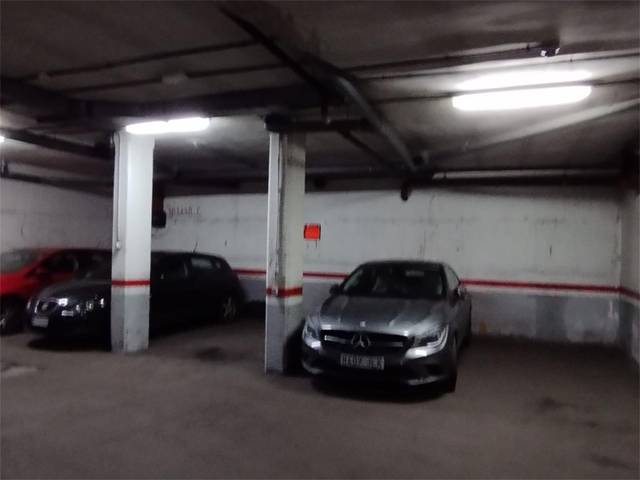 Garaje en Venta en Calle de la Miosotis, 46C en Valdeacederas