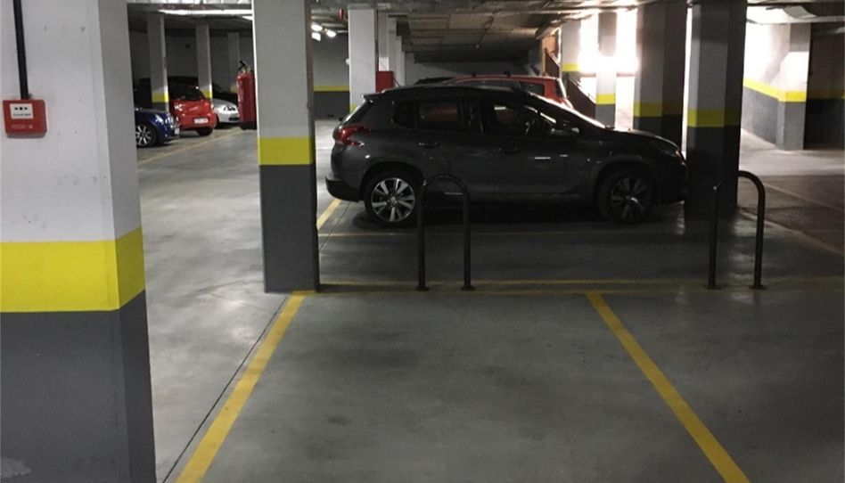 Garaje en venta en Calle Obanos, 12, Las Tablas, Madrid Capital - imagen 1 Foto 1 de Garaje en venta en Calle Obanos, 12, Las Tablas, Madrid Capital