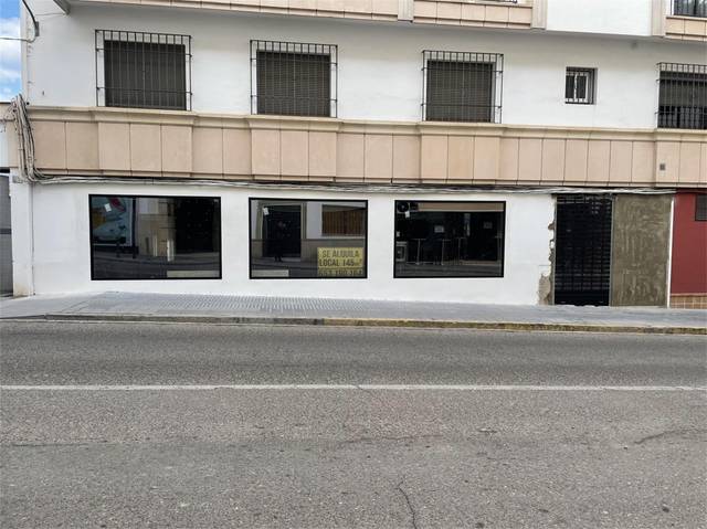 Local comercial en Alquiler en Calle Puerta de Aguilar, 33 en Montilla
