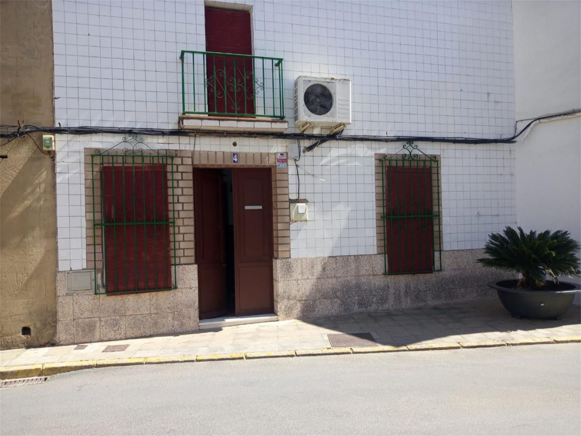 Exterior view of House or chalet for sale in Villarrasa  with Heating, Private garden and Terrace