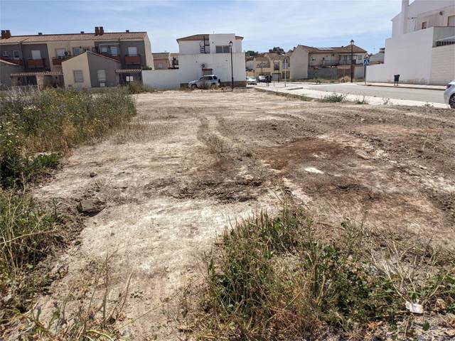 Terreno en Venta en Calle Maria Barranco, 32 en Fuente de Piedra
