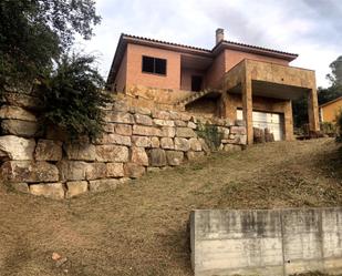 Vista exterior de Casa adosada en venda en Sant Pere de Vilamajor amb Terrassa
