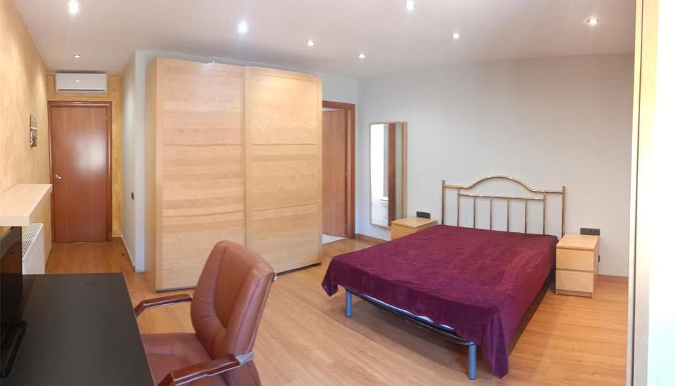 Pis per a compartir a Avinguda de Sant Llorenç, 15, Sant Llorenç Savall, Barcelona - imatge 1 Foto 1 de Pis per a compartir a Avinguda de Sant Llorenç, 15, Sant Llorenç Savall, Barcelona