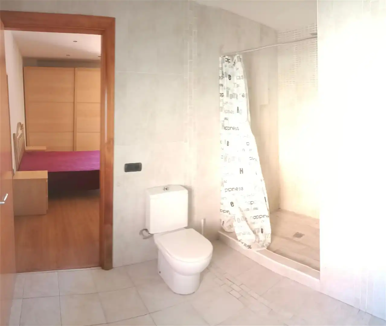 Habitación en Avinguda de Sant Llorenç, 15, Sant Llorenç Savall Baño de Piso para compartir en Sant Llorenç Savall con Parquet, Terraza y Amueblado