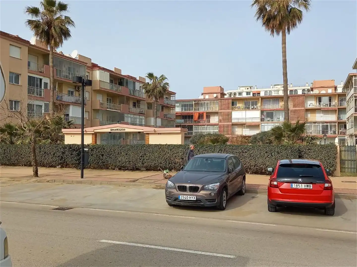 Apartments for rent in Paseo Marítimo Rey de España, 94, Playa de los Boliches Parking of Apartments for rent in Fuengirola with Air Conditioner, Swimming Pool and Balcony