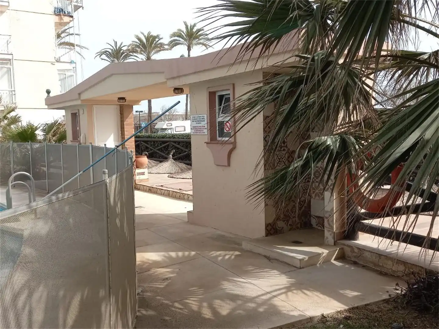 Apartments for rent in Paseo Marítimo Rey de España, 94, Playa de los Boliches Exterior view of Apartments for rent in Fuengirola with Air Conditioner, Swimming Pool and Balcony