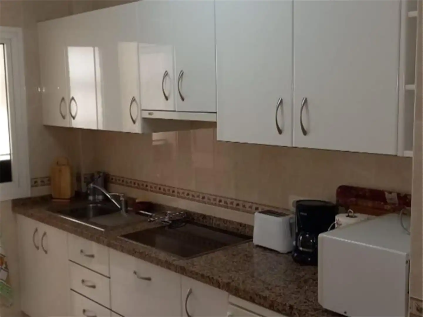 Apartments for rent in Paseo Marítimo Rey de España, 94, Playa de los Boliches Kitchen of Apartments for rent in Fuengirola with Air Conditioner, Swimming Pool and Balcony