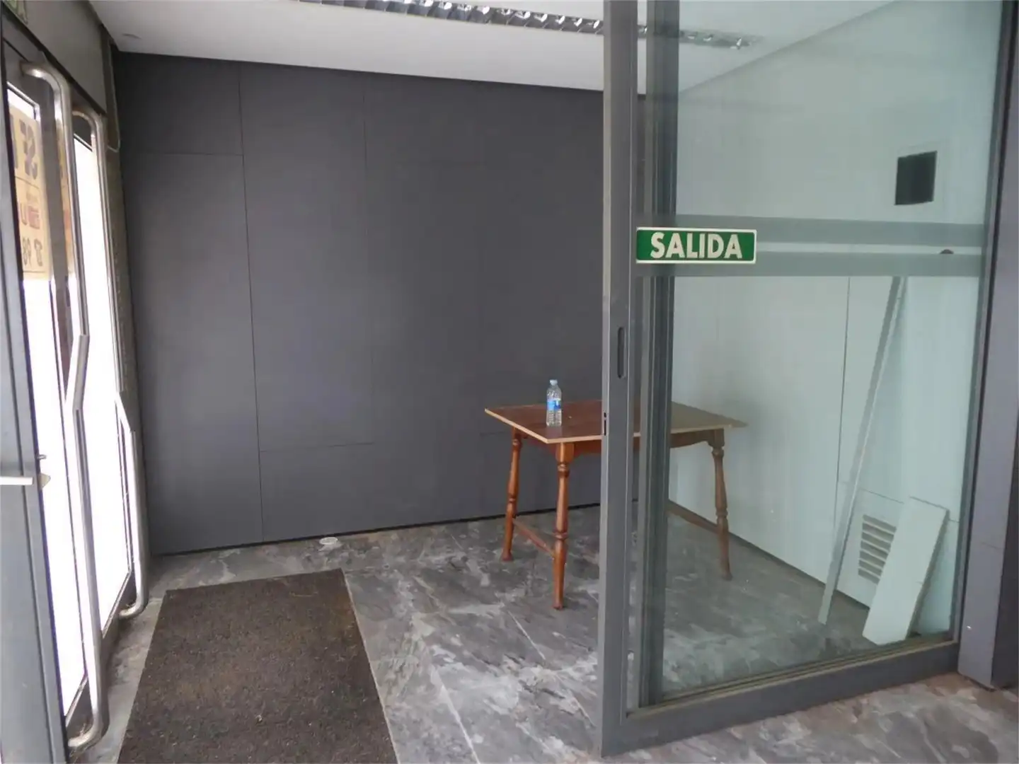 Commercial properties for sale in Calle Paz, 4, Versalles
